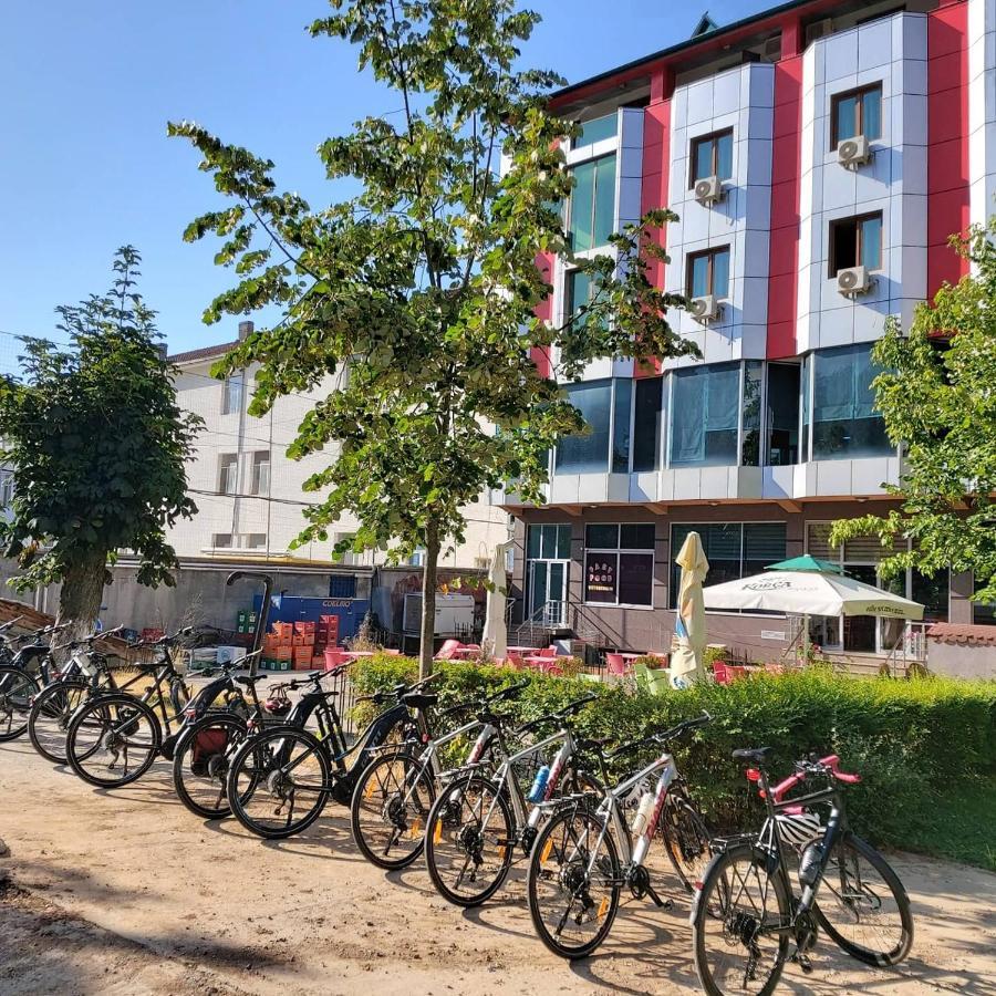 Hotel Piazza Peshkopi 외부 사진