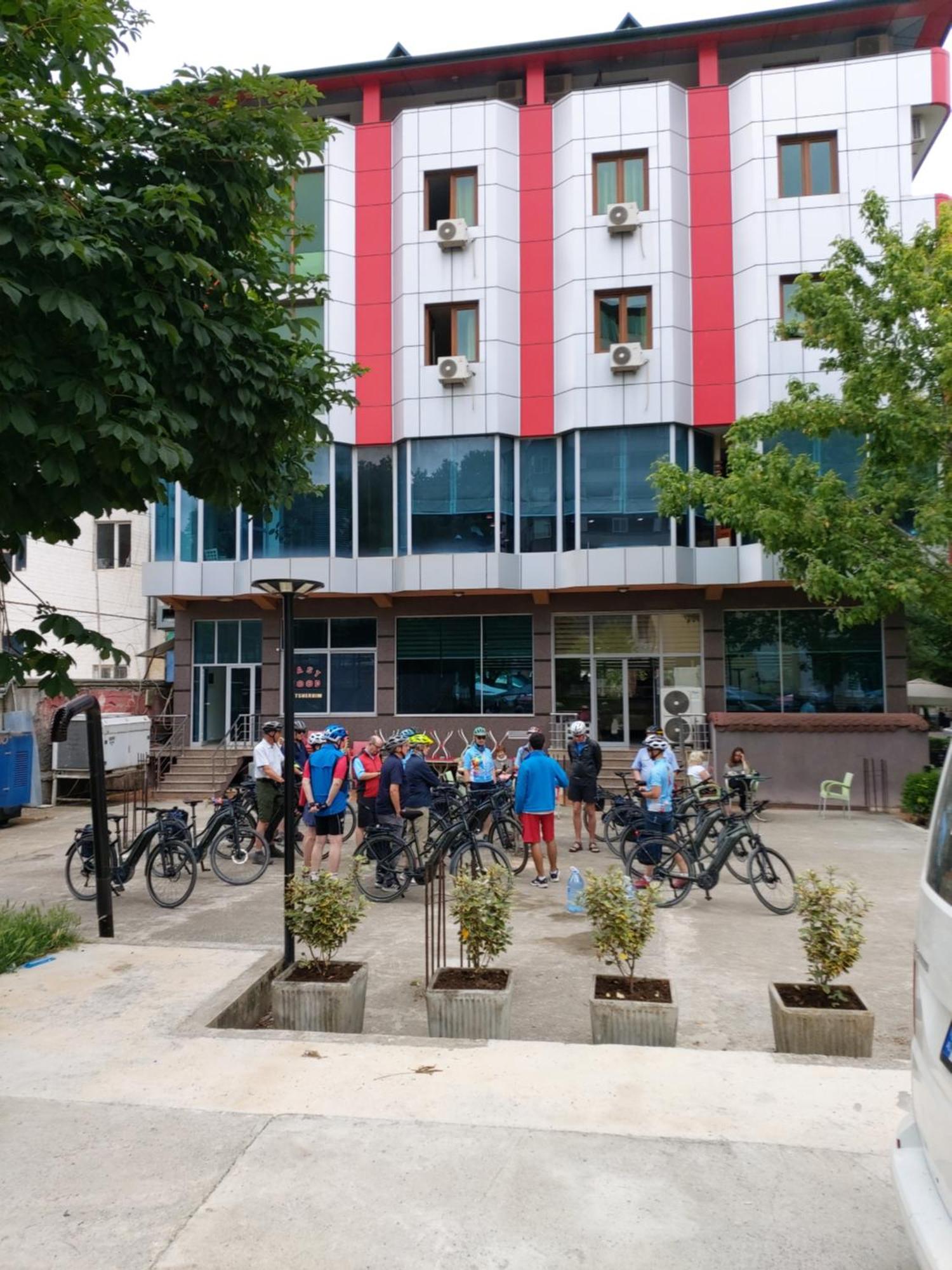 Hotel Piazza Peshkopi 외부 사진