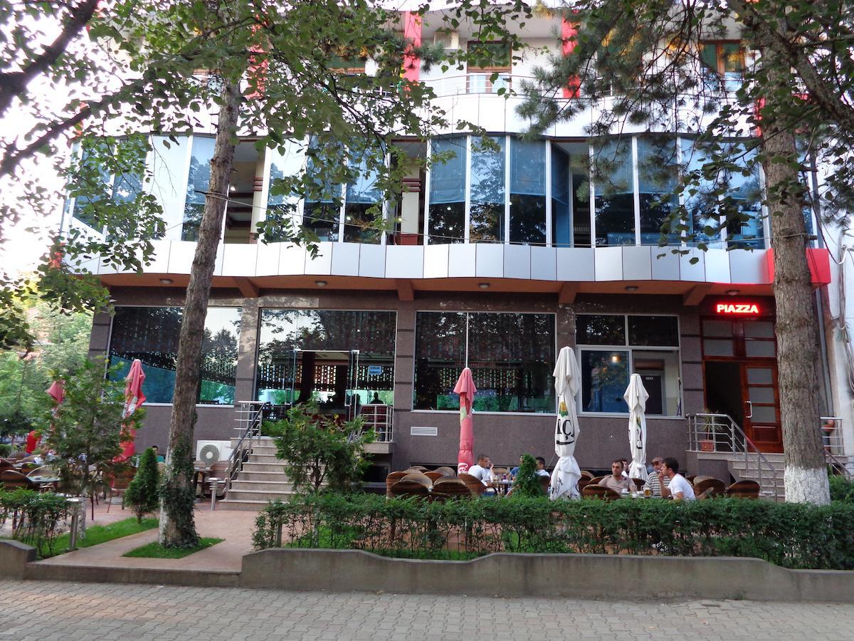 Hotel Piazza Peshkopi 외부 사진