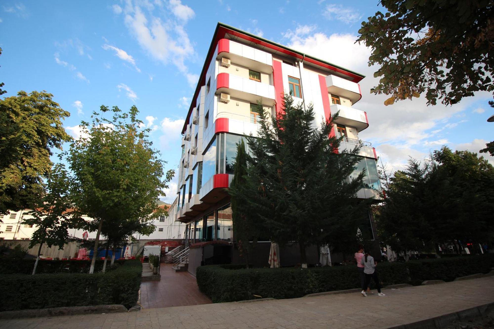 Hotel Piazza Peshkopi 외부 사진