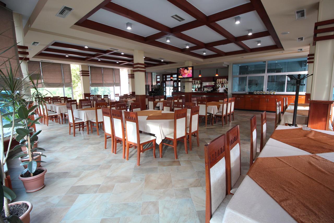 Hotel Piazza Peshkopi 외부 사진