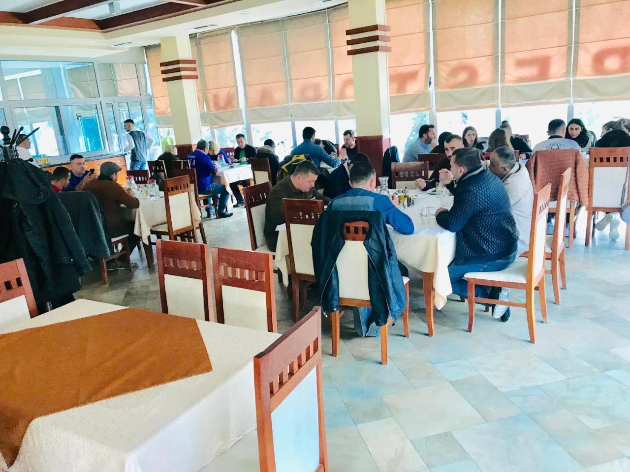 Hotel Piazza Peshkopi 외부 사진